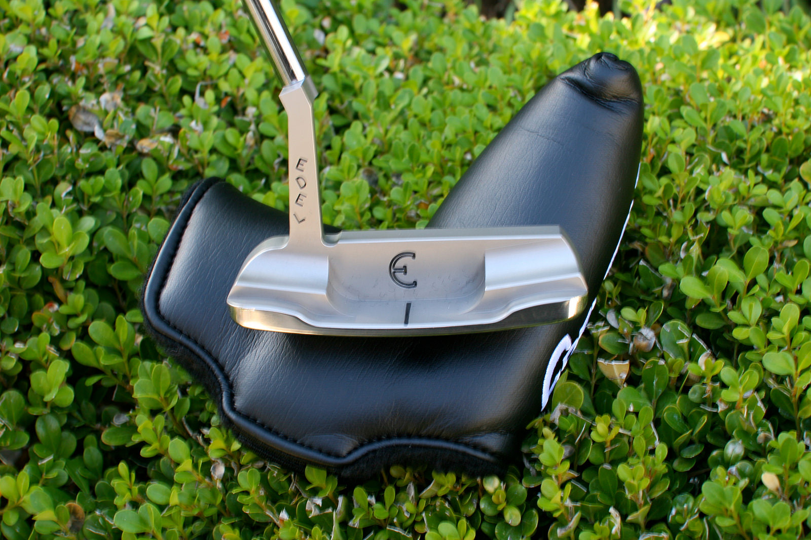 Edel Golf: A Master Putter Maker in the Wooded Wilds of Oregon – Paul ...
